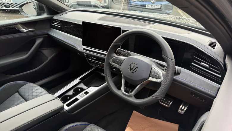Volkswagen Passat 1.5 eTSI R-Line 5dr DSG Petrol Estate